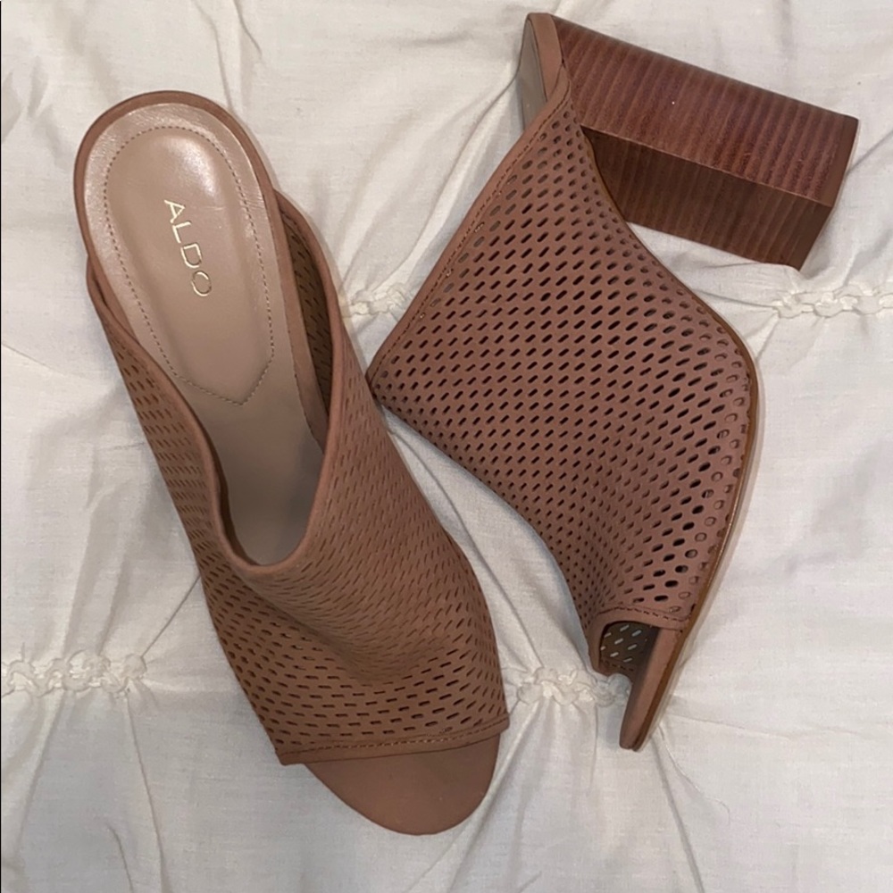 Chunky Heel Mules ❤️